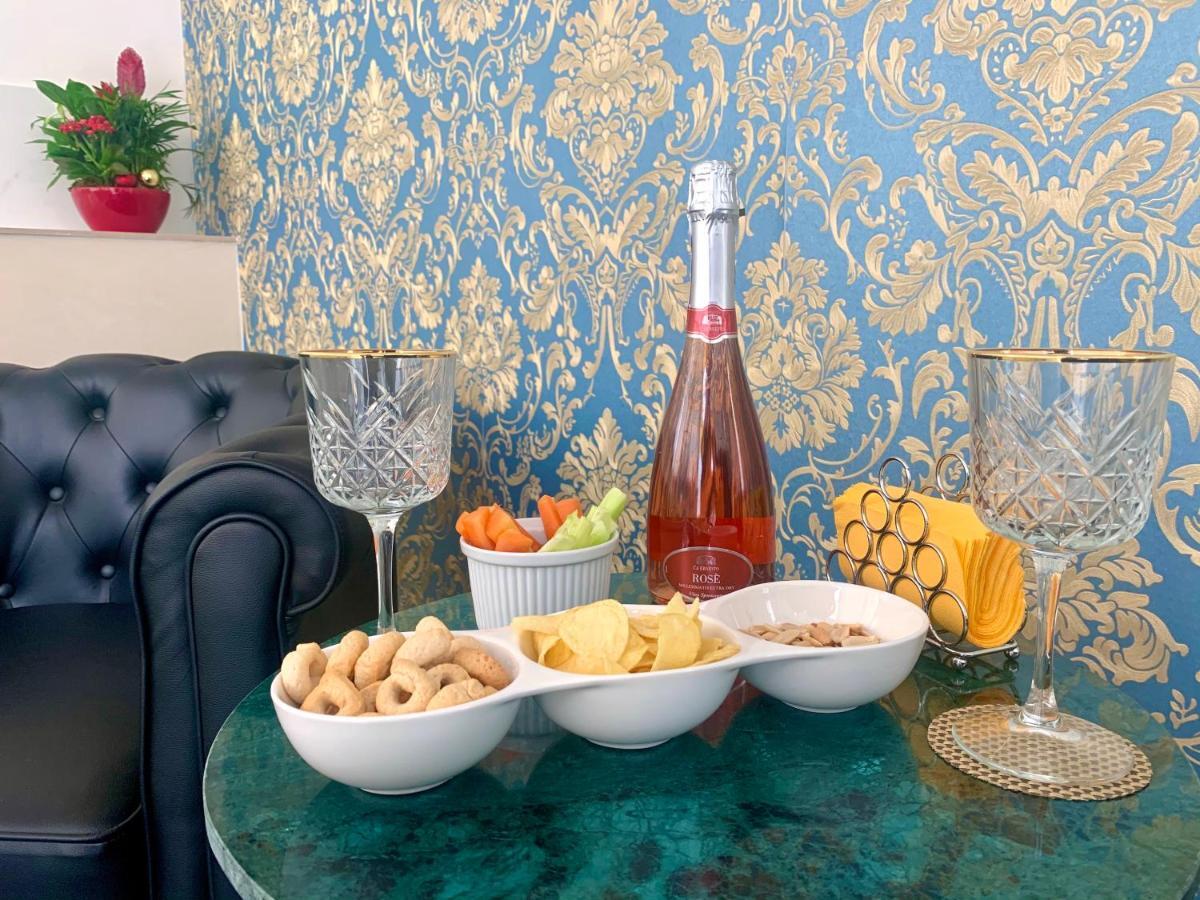 לצ'ה Dimora San Biagio Suites&Apartment מראה חיצוני תמונה